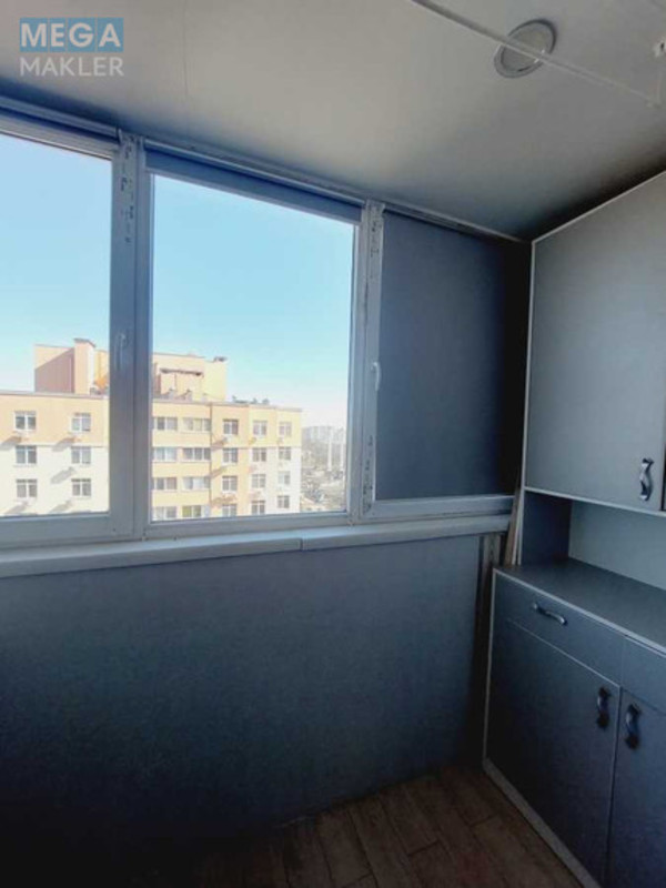 Оренда 2 кімнатної квартири, <a class="location-link" href="/kiev/" title="Недвижимость Київ">Київ</a>, <a class="location-link" href="/kiev/solomenskij/" title="Недвижимость Солом'янський район">Солом'янський р-н</a>, Любомира Гузара просп., 46 (изображение 9)