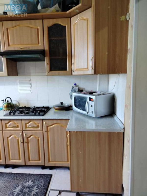 Оренда кімнати (підселення), <a class="location-link" href="/kiev/" title="Недвижимость Київ">Київ</a>, <a class="location-link" href="/kiev/pecherskij/" title="Недвижимость Печерський район">Печерський р-н</a>, Джона Маккейна вул., 18 (изображение 2)