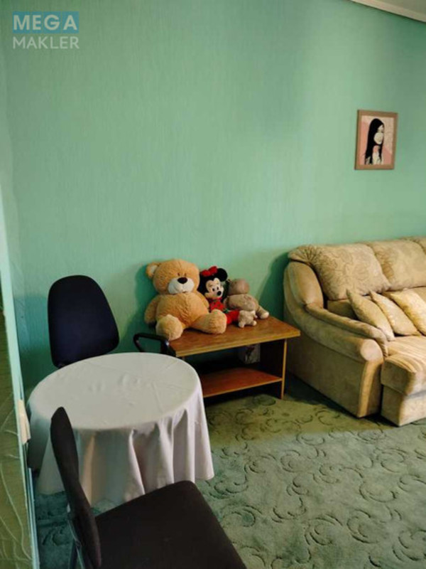 Оренда кімнати (підселення), <a class="location-link" href="/kiev/" title="Недвижимость Київ">Київ</a>, <a class="location-link" href="/kiev/pecherskij/" title="Недвижимость Печерський район">Печерський р-н</a>, Джона Маккейна вул., 18 (изображение 15)