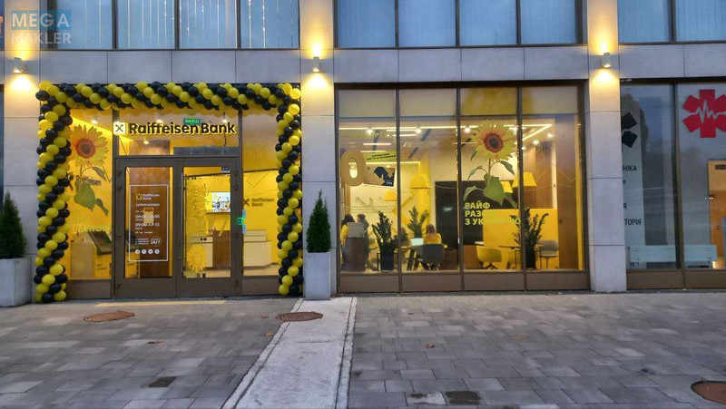 Продаж комерційної нерухомості, 489&nbsp;кв.м, под офис, <a class="location-link" href="/kiev/" title="Недвижимость Київ">Київ</a>, <a class="location-link" href="/kiev/svyatoshinskij/" title="Недвижимость Святошинський район">Святошинський р-н</a>, Берестейский просп., 67 (изображение 3)