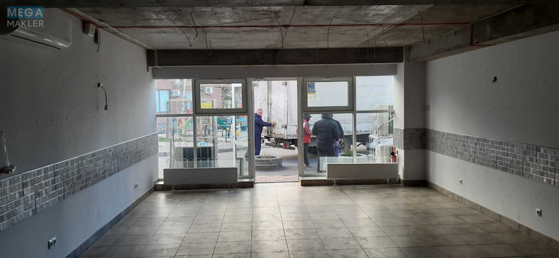 Продаж комерційної нерухомості, 144&nbsp;кв.м, под офис, <a class="location-link" href="/kiev/" title="Недвижимость Київ">Київ</a>, <a class="location-link" href="/kiev/darnickij/" title="Недвижимость Дарницький район">Дарницький р-н</a>, Александра Мишуги ул., 10 (изображение 3)