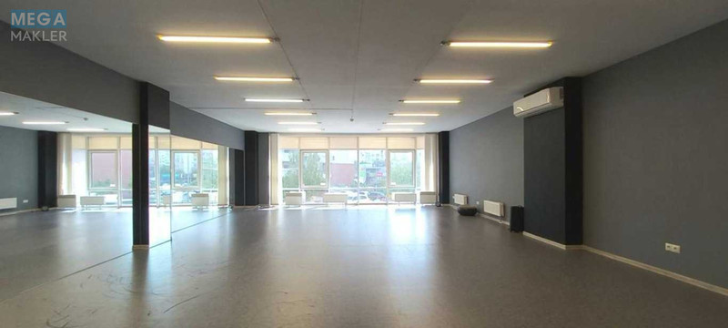 Продаж комерційної нерухомості, 88&nbsp;кв.м, под офис, <a class="location-link" href="/kiev/" title="Недвижимость Київ">Київ</a>, <a class="location-link" href="/kiev/darnickij/" title="Недвижимость Дарницький район">Дарницький р-н</a>, Александра Мишуги ул., 10 (изображение 2)