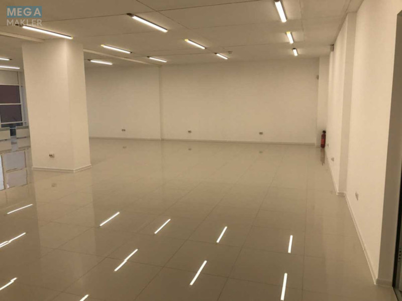 Продаж комерційної нерухомості, 143&nbsp;кв.м, под офис, <a class="location-link" href="/kiev/" title="Недвижимость Київ">Київ</a>, <a class="location-link" href="/kiev/darnickij/" title="Недвижимость Дарницький район">Дарницький р-н</a>, Александра Мишуги ул., 10 (изображение 4)