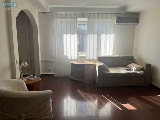 Оренда 2 кімнатної квартири, <a class="location-link" href="/kiev/" title="Недвижимость Київ">Київ</a>, <a class="location-link" href="/kiev/goloseevskij/" title="Недвижимость Голосіївський район">Голосіївський р-н</a>, Жилянська вул., 45 (изображение 5)