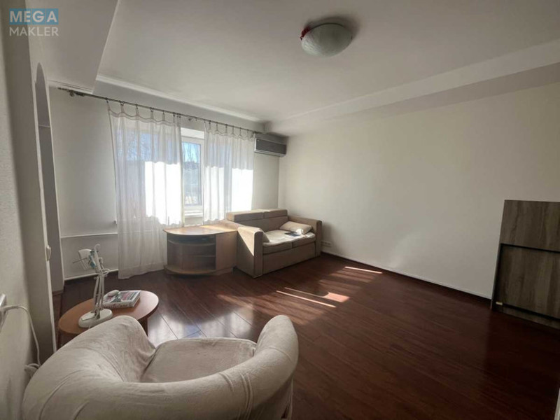 Оренда 2 кімнатної квартири, <a class="location-link" href="/kiev/" title="Недвижимость Київ">Київ</a>, <a class="location-link" href="/kiev/goloseevskij/" title="Недвижимость Голосіївський район">Голосіївський р-н</a>, Жилянська вул., 45 (изображение 6)