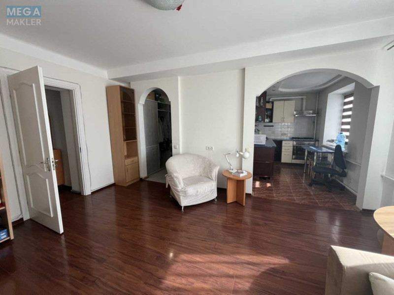 Оренда 2 кімнатної квартири, <a class="location-link" href="/kiev/" title="Недвижимость Київ">Київ</a>, <a class="location-link" href="/kiev/goloseevskij/" title="Недвижимость Голосіївський район">Голосіївський р-н</a>, Жилянська вул., 45 (изображение 9)