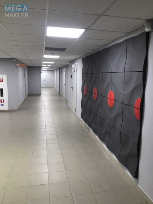 Продаж комерційної нерухомості, 124&nbsp;кв.м, под офис, <a class="location-link" href="/kiev/" title="Недвижимость Київ">Київ</a>, <a class="location-link" href="/kiev/darnickij/" title="Недвижимость Дарницький район">Дарницький р-н</a>, Александра Мишуги ул., 10 (изображение 5)
