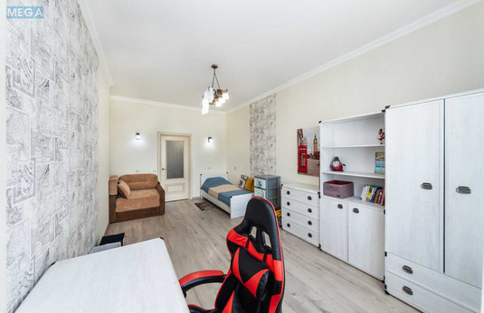 Оренда 3 кімнатної квартири, <a class="location-link" href="/kiev/" title="Недвижимость Київ">Київ</a>, <a class="location-link" href="/kiev/pecherskij/" title="Недвижимость Печерський район">Печерський р-н</a>, Євгена Коновальця вул., 36Е (изображение 9)