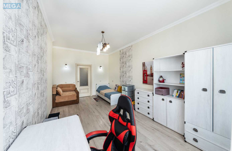 Оренда 3 кімнатної квартири, <a class="location-link" href="/kiev/" title="Недвижимость Київ">Київ</a>, <a class="location-link" href="/kiev/pecherskij/" title="Недвижимость Печерський район">Печерський р-н</a>, Євгена Коновальця вул., 36Е (изображение 9)