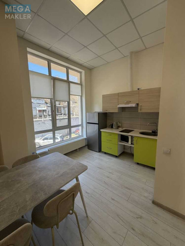 Оренда 2 кімнатної квартири, <a class="location-link" href="/kiev/" title="Недвижимость Київ">Київ</a>, <a class="location-link" href="/kiev/shevchenkovskij/" title="Недвижимость Шевченківський район">Шевченківський р-н</a>, Петровская ул., 23 (изображение 2)