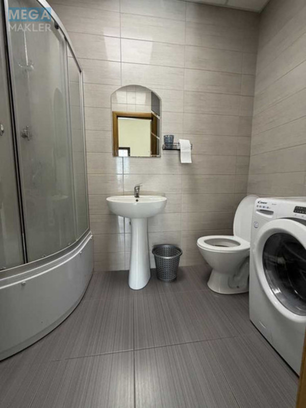 Оренда 2 кімнатної квартири, <a class="location-link" href="/kiev/" title="Недвижимость Київ">Київ</a>, <a class="location-link" href="/kiev/shevchenkovskij/" title="Недвижимость Шевченківський район">Шевченківський р-н</a>, Петровская ул., 23 (изображение 9)