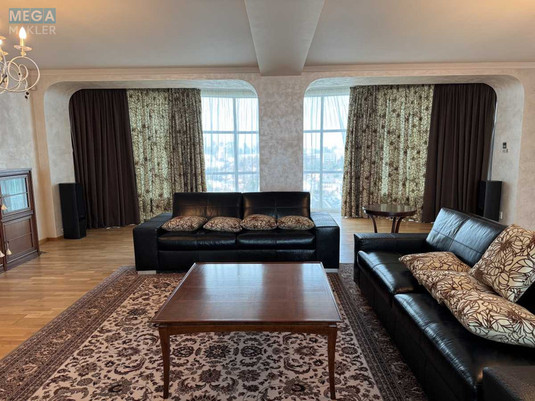 Оренда 4 кімнатні квартири, <a class="location-link" href="/kiev/" title="Недвижимость Київ">Київ</a>, <a class="location-link" href="/kiev/pecherskij/" title="Недвижимость Печерський район">Печерський р-н</a>, Звіринецька вул., 59 (изображение 4)