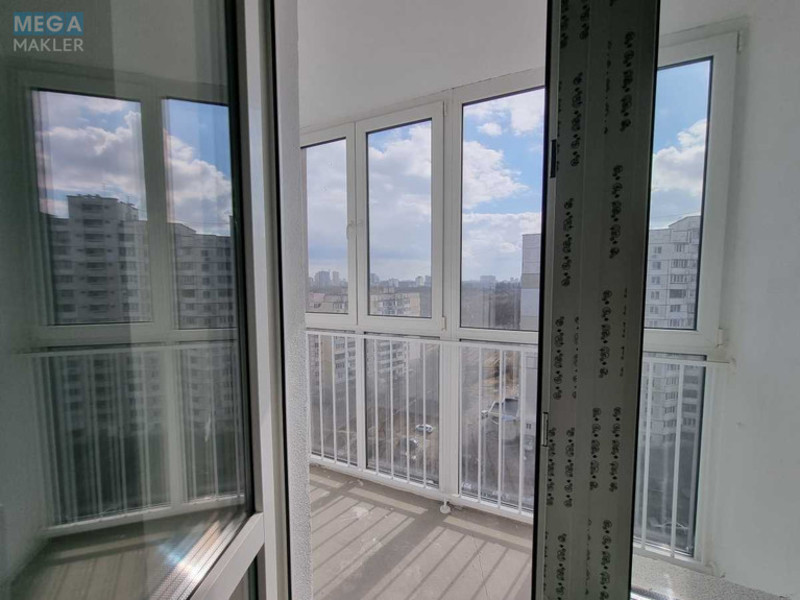 Продаж 2 кімнатної квартири (65/40/15), 11 пов. 16 пов. будинку, <a class="location-link" href="/kiev/" title="Недвижимость Київ">Київ</a>, <a class="location-link" href="/kiev/podolskij/" title="Недвижимость Подільський район">Подільський р-н</a>, Тираспольська вул., 52 (изображение 10)