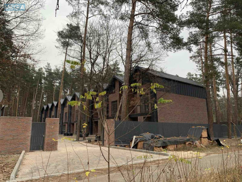 Продаж дома, 3&nbsp;поверху, 179&nbsp;кв.м, 5&nbsp;кімнат, ділянка 1&nbsp;сотка, <a class="location-link" href="/kiev/" title="Недвижимость Київ">Київ</a>, <a class="location-link" href="/kiev/obolonskij/" title="Недвижимость Оболонський район">Оболонський р-н</a>, Лісна вул., 81а (изображение 2)