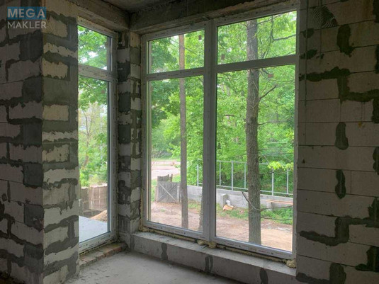 Продаж дома, 3&nbsp;поверху, 179&nbsp;кв.м, 5&nbsp;кімнат, ділянка 1&nbsp;сотка, <a class="location-link" href="/kiev/" title="Недвижимость Київ">Київ</a>, <a class="location-link" href="/kiev/obolonskij/" title="Недвижимость Оболонський район">Оболонський р-н</a>, Лісна вул., 81а (изображение 6)