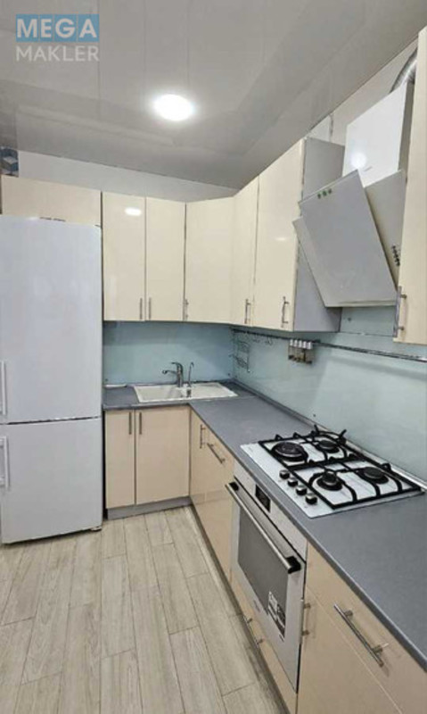 Продаж 1 кімнатної квартири (40/16/15), 4 пов. 10 пов. будинку, <a class="location-link" href="/sofievskaya-borshagovka/" title="Недвижимость Софіївська Борщагівка">Софіївська Борщагівка</a>, Боголюбова, 13 (изображение 3)