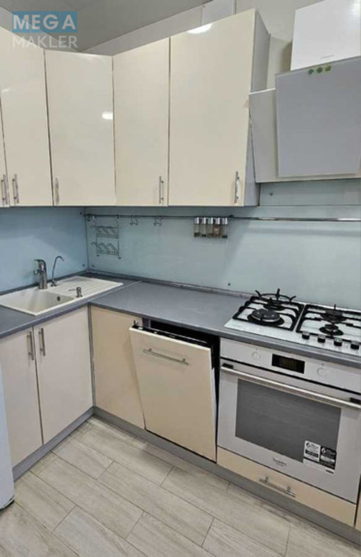 Продаж 1 кімнатної квартири (40/16/15), 4 пов. 10 пов. будинку, <a class="location-link" href="/sofievskaya-borshagovka/" title="Недвижимость Софіївська Борщагівка">Софіївська Борщагівка</a>, Боголюбова, 13 (изображение 5)