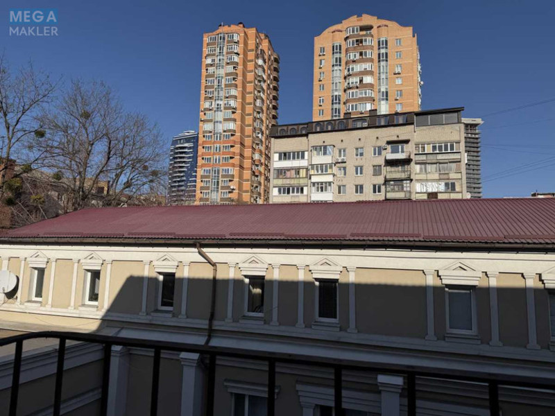 Продаж 2 кімнатної квартири (54/34/6), 4 пов. 5 пов. будинку, <a class="location-link" href="/kiev/" title="Недвижимость Київ">Київ</a>, <a class="location-link" href="/kiev/pecherskij/" title="Недвижимость Печерський район">Печерський р-н</a>, Василя Тютюнника вул., 13 (изображение 13)