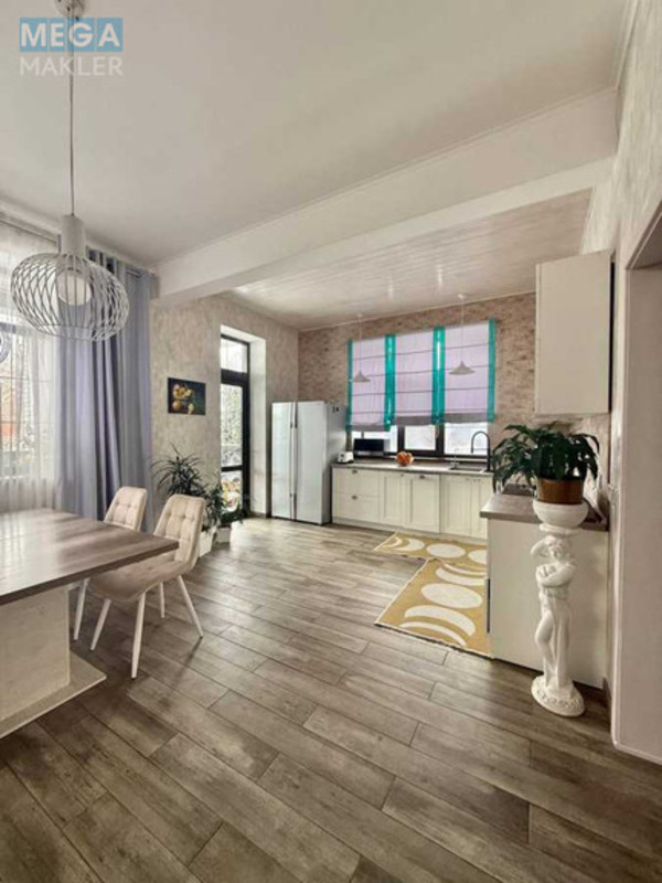 Оренда дома, <a class="location-link" href="/kruglik-selo-kv/" title="Недвижимость Круглик">Круглик</a>, Озерна (изображение 2)