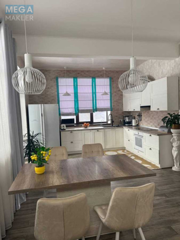 Оренда дома, <a class="location-link" href="/kruglik-selo-kv/" title="Недвижимость Круглик">Круглик</a>, Озерна (изображение 3)