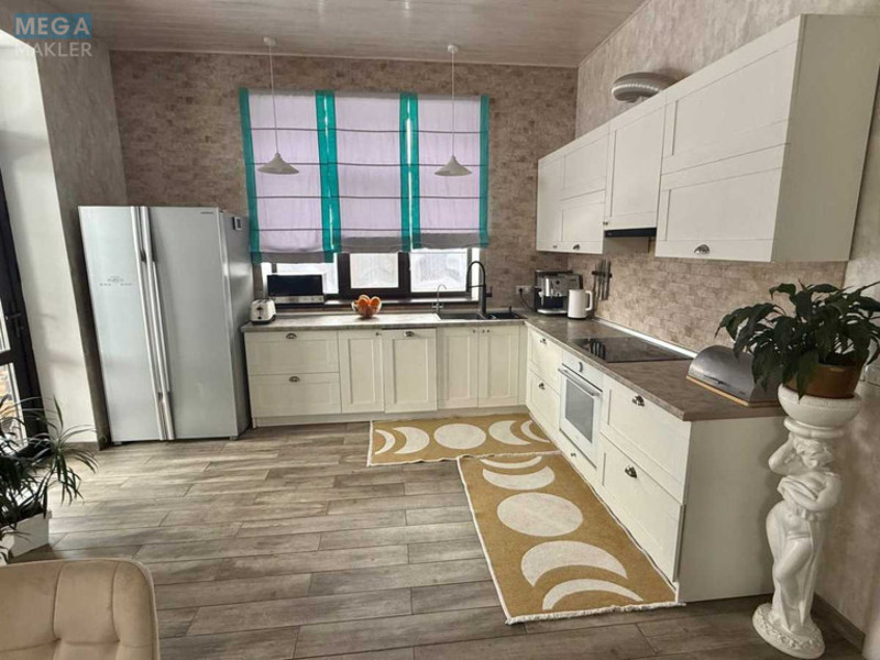 Оренда дома, <a class="location-link" href="/kruglik-selo-kv/" title="Недвижимость Круглик">Круглик</a>, Озерна (изображение 4)