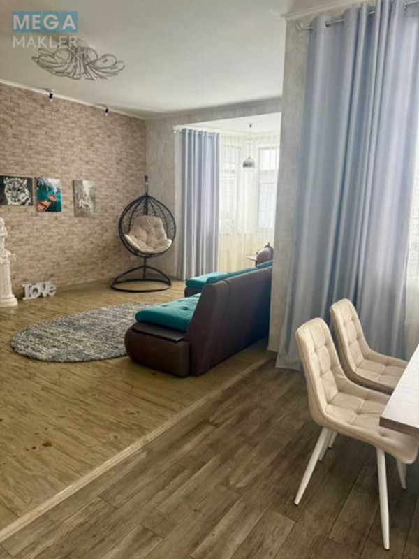 Оренда дома, <a class="location-link" href="/kruglik-selo-kv/" title="Недвижимость Круглик">Круглик</a>, Озерна (изображение 8)