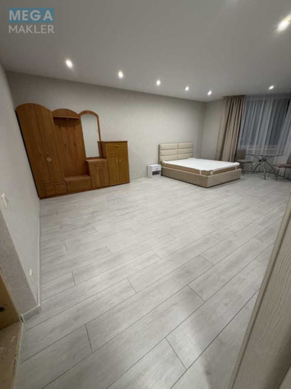 Оренда 1 кімнатної квартири, <a class="location-link" href="/kiev/" title="Недвижимость Київ">Київ</a>, <a class="location-link" href="/kiev/darnickij/" title="Недвижимость Дарницький район">Дарницький р-н</a>, Харьковское шоссе, 152 (изображение 10)