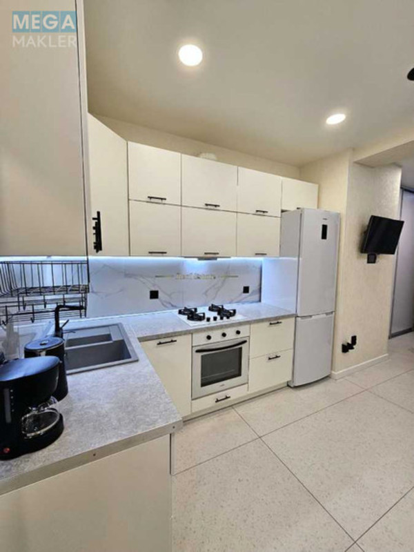 Продаж 1 кімнатної квартири (41/18/16), 3 пов. 10 пов. будинку, <a class="location-link" href="/sofievskaya-borshagovka/" title="Недвижимость Софіївська Борщагівка">Софіївська Борщагівка</a>, Василя Стуса, 19 (изображение 9)