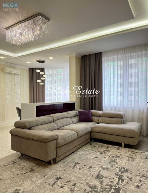 Продаж 3 кімнатної квартири (113/55/21), 4 пов. 12 пов. будинку, <a class="location-link" href="/kiev/" title="Недвижимость Київ">Київ</a>, <a class="location-link" href="/kiev/podolskij/" title="Недвижимость Подільський район">Подільський р-н</a>, Вышгородская ул., 45 (изображение 3)