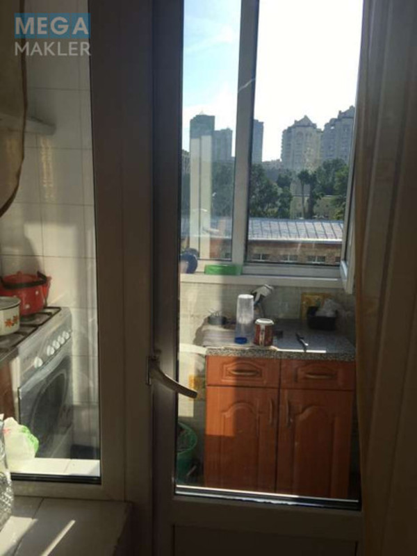 Оренда 1 кімнатної квартири, <a class="location-link" href="/kiev/" title="Недвижимость Київ">Київ</a>, <a class="location-link" href="/kiev/svyatoshinskij/" title="Недвижимость Святошинський район">Святошинський р-н</a>, Берестейский просп., 93а (изображение 6)