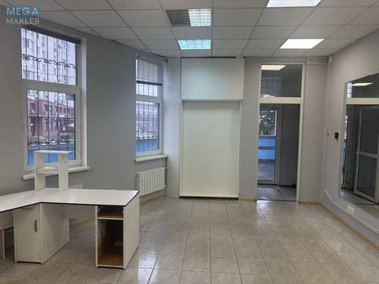 Оренда комерційної нерухомості, 43&nbsp;кв.м, <a class="location-link" href="/kiev/" title="Недвижимость Київ">Київ</a>, <a class="location-link" href="/kiev/darnickij/" title="Недвижимость Дарницький район">Дарницький р-н</a>, Олександра Мишуги вул., 9а (изображение 5)
