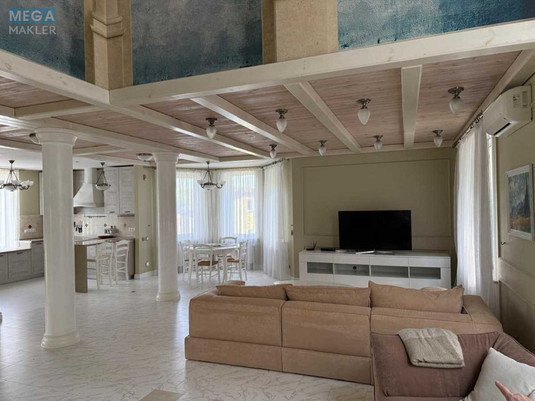 Продаж дома, 2&nbsp;поверху, 350&nbsp;кв.м, 7&nbsp;кімнат, ділянка 8&nbsp;соток, <a class="location-link" href="/kiev/" title="Недвижимость Київ">Київ</a>, <a class="location-link" href="/kiev/goloseevskij/" title="Недвижимость Голосіївський район">Голосіївський р-н</a>, Максима Рильського вул. (изображение 8)