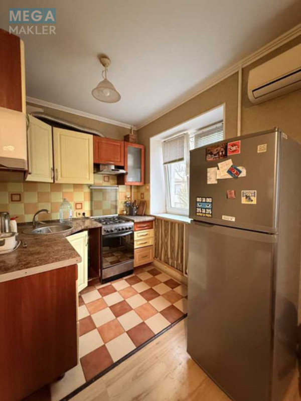 Продаж 2 кімнатної квартири (56/28/22), 2 пов. 5 пов. будинку, <a class="location-link" href="/ilichevsk/" title="Недвижимость Іллічівськ">Іллічівськ</a>, Парковая, 12 (изображение 2)