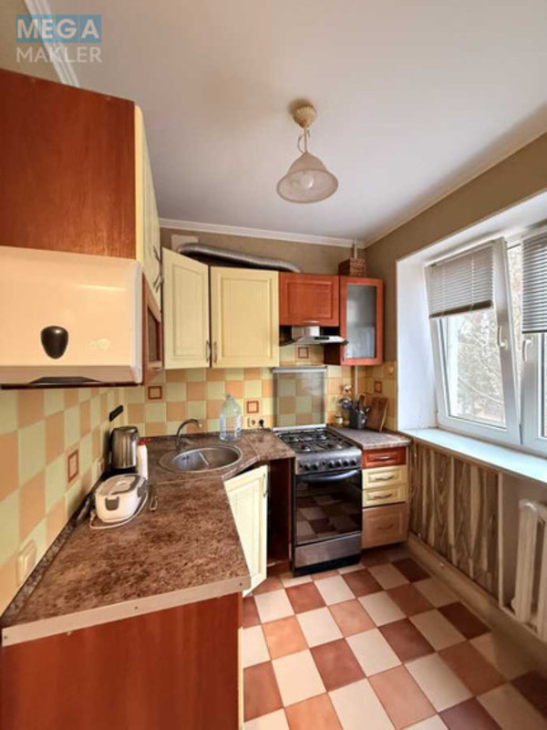 Продаж 2 кімнатної квартири (56/28/22), 2 пов. 5 пов. будинку, <a class="location-link" href="/ilichevsk/" title="Недвижимость Іллічівськ">Іллічівськ</a>, Парковая, 12 (изображение 18)