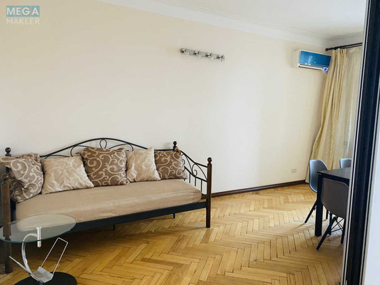 Оренда 3 кімнатної квартири, <a class="location-link" href="/kiev/" title="Недвижимость Київ">Київ</a>, <a class="location-link" href="/kiev/shevchenkovskij/" title="Недвижимость Шевченківський район">Шевченківський р-н</a>, Мельникова ул., 6 (изображение 4)