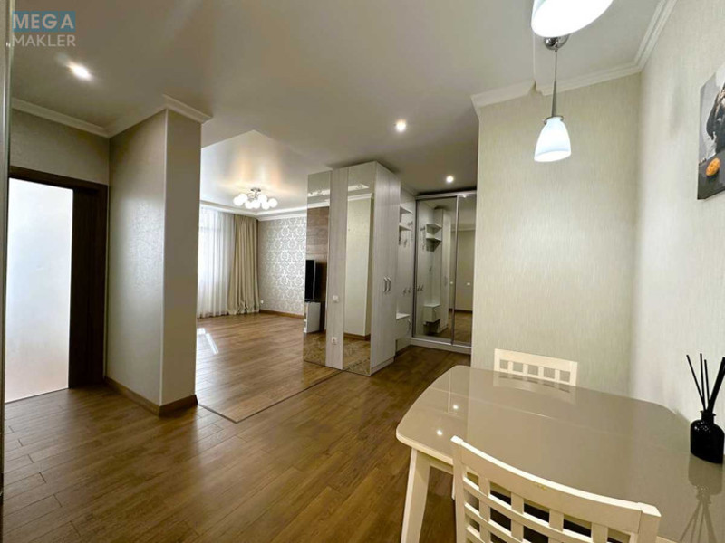 Продаж 2 кімнатної квартири (52/30/16,5), 5 пов. 5 пов. будинку, <a class="location-link" href="/kiev/" title="Недвижимость Київ">Київ</a>, <a class="location-link" href="/kiev/goloseevskij/" title="Недвижимость Голосіївський район">Голосіївський р-н</a>, Михайла Ломоносова вул., 48 (изображение 10)