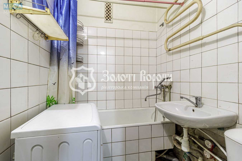 Продаж 2 кімнатної квартири (45/28/5), 5 пов. 5 пов. будинку, <a class="location-link" href="/kiev/" title="Недвижимость Київ">Київ</a>, <a class="location-link" href="/kiev/svyatoshinskij/" title="Недвижимость Святошинський район">Святошинський р-н</a>, Академіка Туполєва вул., 7 (изображение 12)