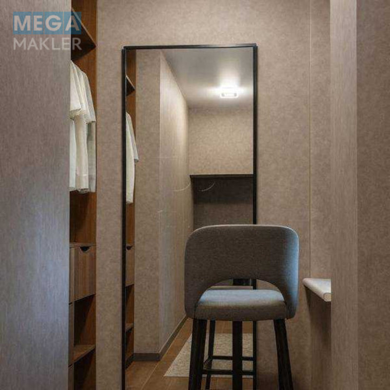 Продаж 3 кімнатної квартири (144/65/31), 25 пов. 26 пов. будинку, <a class="location-link" href="/kiev/" title="Недвижимость Київ">Київ</a>, <a class="location-link" href="/kiev/podolskij/" title="Недвижимость Подільський район">Подільський р-н</a>, Правди проспект, 49 (изображение 12)