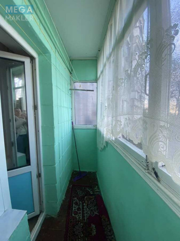 Продаж 1 кімнатної квартири (27/12/6), 1 пов. 9 пов. будинку, <a class="location-link" href="/kiev/" title="Недвижимость Київ">Київ</a>, <a class="location-link" href="/kiev/svyatoshinskij/" title="Недвижимость Святошинський район">Святошинський р-н</a>, Жолудєва вул., 5 (изображение 11)