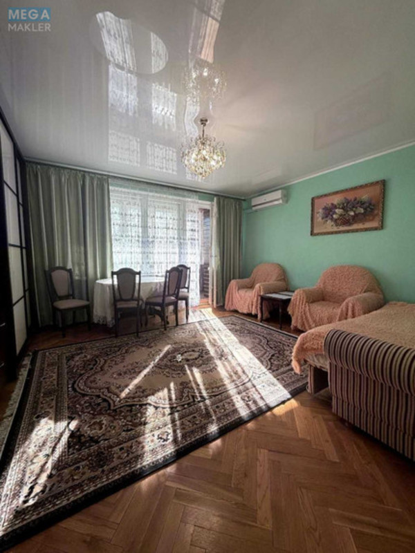 Оренда 2 кімнатної квартири, <a class="location-link" href="/kiev/" title="Недвижимость Київ">Київ</a>, <a class="location-link" href="/kiev/pecherskij/" title="Недвижимость Печерський район">Печерський р-н</a>, Старонаводницкая ул., 6 (изображение 8)