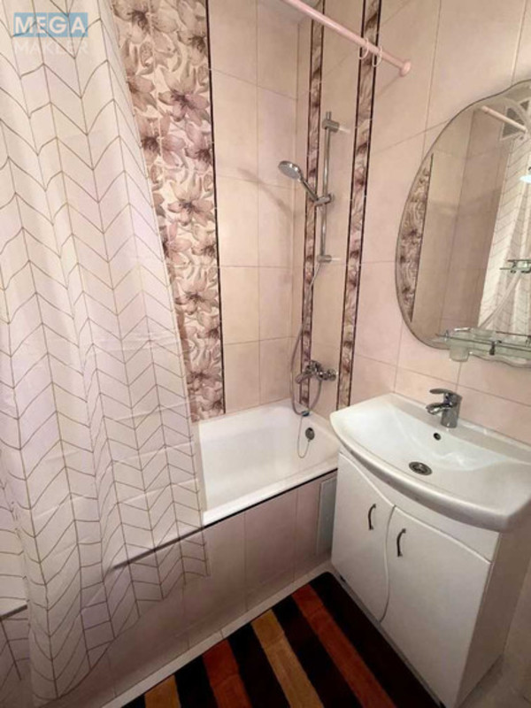 Оренда 2 кімнатної квартири, <a class="location-link" href="/kiev/" title="Недвижимость Київ">Київ</a>, <a class="location-link" href="/kiev/pecherskij/" title="Недвижимость Печерський район">Печерський р-н</a>, Старонаводницкая ул., 6 (изображение 11)