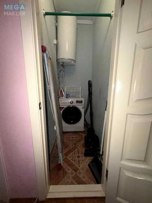 Оренда 2 кімнатної квартири, <a class="location-link" href="/kiev/" title="Недвижимость Київ">Київ</a>, <a class="location-link" href="/kiev/pecherskij/" title="Недвижимость Печерський район">Печерський р-н</a>, Старонаводницкая ул., 6 (изображение 13)