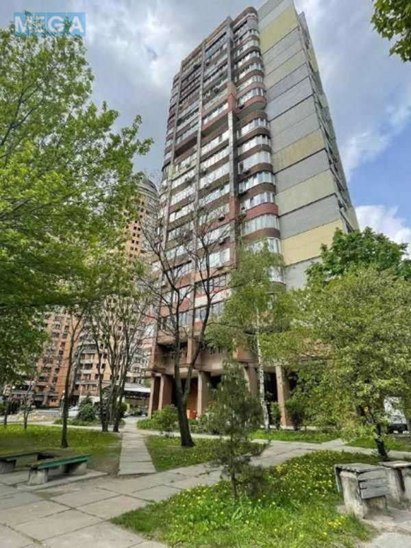 Оренда 2 кімнатної квартири, <a class="location-link" href="/kiev/" title="Недвижимость Київ">Київ</a>, <a class="location-link" href="/kiev/pecherskij/" title="Недвижимость Печерський район">Печерський р-н</a>, Старонаводницкая ул., 6 (изображение 16)