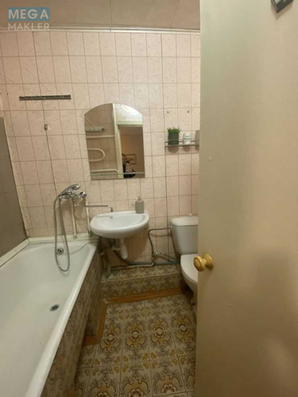 Продаж 1 кімнатної квартири (43/?/9), 2 пов. 14 пов. будинку, <a class="location-link" href="/kiev/" title="Недвижимость Київ">Київ</a>, <a class="location-link" href="/kiev/pecherskij/" title="Недвижимость Печерський район">Печерський р-н</a>, Московська вул., 17/2 (изображение 7)