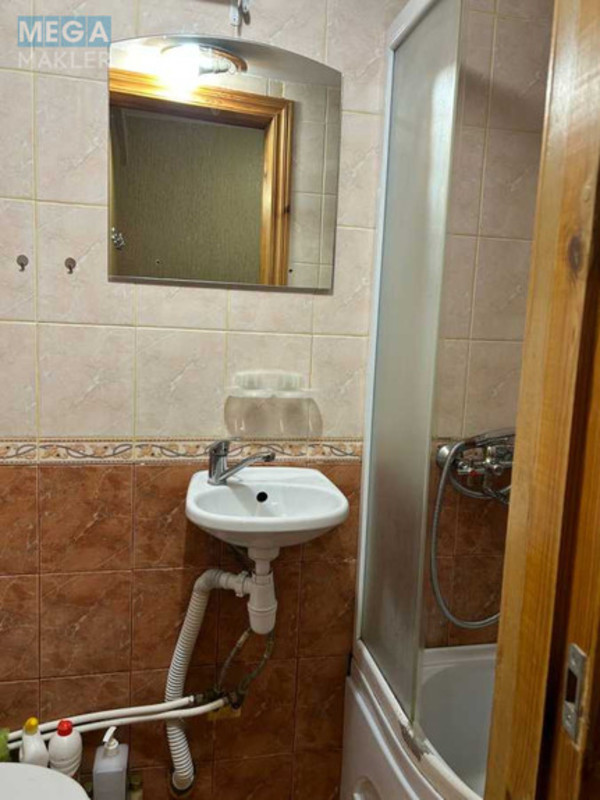 Оренда 1 кімнатної квартири, <a class="location-link" href="/kiev/" title="Недвижимость Київ">Київ</a>, <a class="location-link" href="/kiev/obolonskij/" title="Недвижимость Оболонський район">Оболонський р-н</a>, Вышгородская ул., 10 (изображение 13)