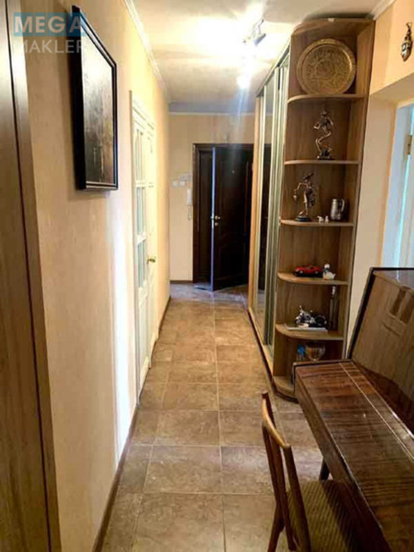 Продаж 4 кімнатної квартири (81/51/9,2), 7 пов. 9 пов. будинку, <a class="location-link" href="/kiev/" title="Недвижимость Київ">Київ</a>, <a class="location-link" href="/kiev/solomenskij/" title="Недвижимость Солом'янський район">Солом'янський р-н</a>, Авіаконструктора Антонова вул., 9 (изображение 9)