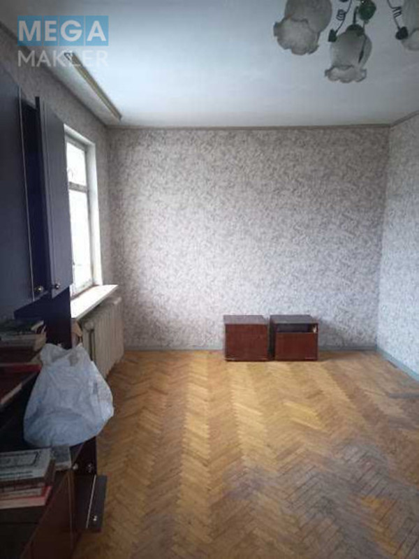 Продаж 1 кімнатної квартири (32/18/6), 5 пов. 5 пов. будинку, <a class="location-link" href="/kiev/" title="Недвижимость Київ">Київ</a>, <a class="location-link" href="/kiev/solomenskij/" title="Недвижимость Солом'янський район">Солом'янський р-н</a>, Любомира Гузара просп., 14 (изображение 2)