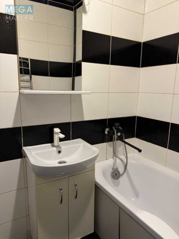 Новобудова, 10 поверхів, <a class="location-link" href="/velikij-omelyanik/" title="Недвижимость Великий Омеляник">Великий Омеляник</a>, Волі, 32 (изображение 9)