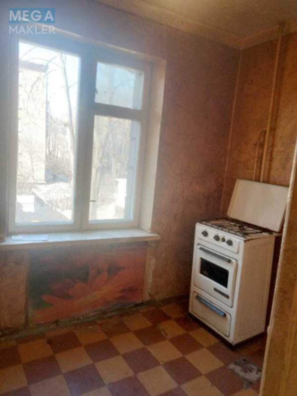 Продаж 1 кімнатної квартири (27/13/5,5), 2 пов. 9 пов. будинку, <a class="location-link" href="/kiev/" title="Недвижимость Київ">Київ</a>, <a class="location-link" href="/kiev/pecherskij/" title="Недвижимость Печерський район">Печерський р-н</a>, Гусовского ул., 2 (изображение 5)