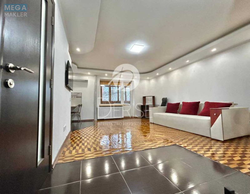 Продаж 1 кімнатної квартири (41/31/7), 2 пов. 9 пов. будинку, <a class="location-link" href="/kiev/" title="Недвижимость Київ">Київ</a>, <a class="location-link" href="/kiev/pecherskij/" title="Недвижимость Печерський район">Печерський р-н</a>, Предславинська вул., 51 (изображение 11)